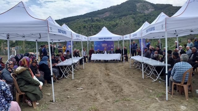 İskilip'te "Vatandaş Soruyor, Başkan Cevaplıyor" toplantısı yapıldı