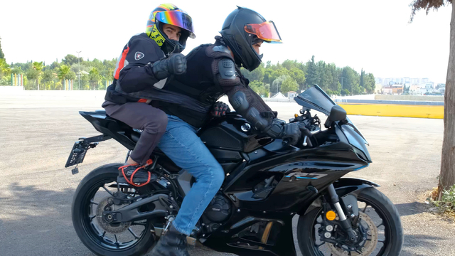 Bedensel engelli milli haltercinin motosiklete binme hayali gerçekleşti