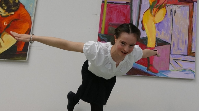 Amcasından esinlendi, engellilerin sesi olmak için sergi açtı