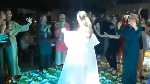 Kına eğlencesinde gelin ile 2 kişiyi yaralayan disko topunun düştüğü anlar kamerada