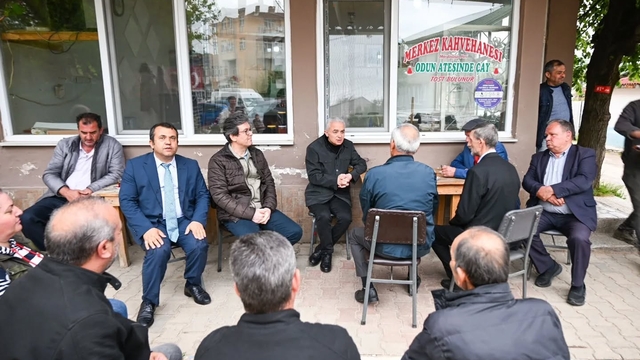 Kırklareli Valisi Turan, vatandaşlarla bir araya geldi