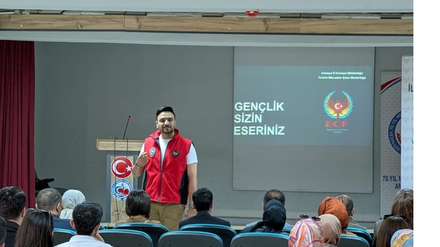 Göynücek'te "Gençlik Sizin Eseriniz" konferansı düzenlendi