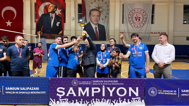 Salıpazarı'nda voleybol turnuvası