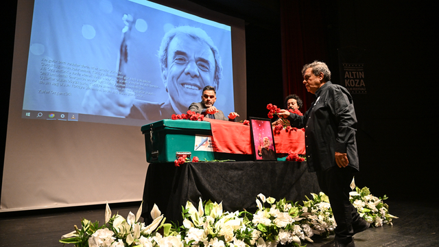 Yönetmen Ali Özgentürk, Adana'da son yolculuğuna uğurlandı