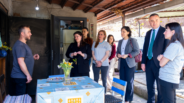 Nazarköy'de boncuk üretiminin yaşatılması için proje başlatıldı