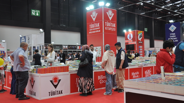 Eskişehir'de 4. Kitap Fuarı açıldı