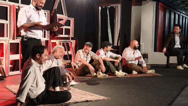 Sivas'ta Vagon Sahne Projesi kapsamında "Misafir" adlı oyun izleyiciyle buluştu