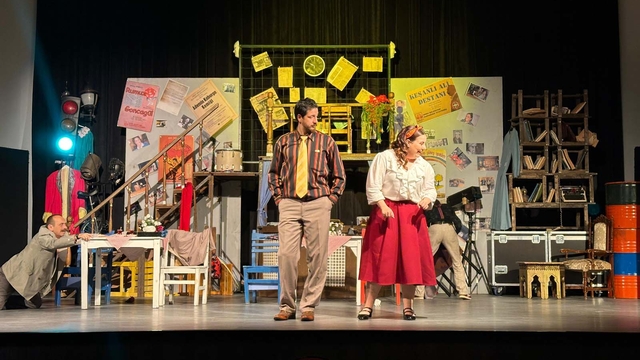 Bafra'da "Kahvede Şenlik Var" tiyatro oyunu sahnelendi