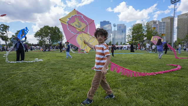 Başkentte "Kuşluk Dergi Uçurtma Şenliği" düzenlendi