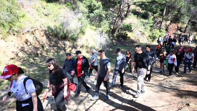 Çanakkale'de şehitlere saygı yürüyüşü gerçekleştirildi