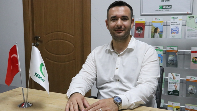 Çocukken babasına sigarayı bıraktırdı, psikolog olunca bağımlılıkla mücadelede gençlere ilham oldu