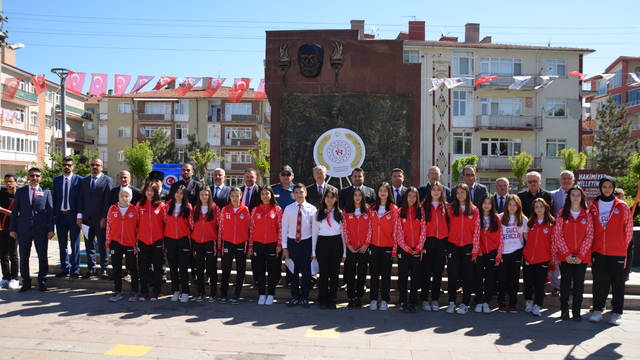 Kahramankazan'da 19 Mayıs Atatürk'ü Anma, Gençlik ve Spor Bayramı kutlandı