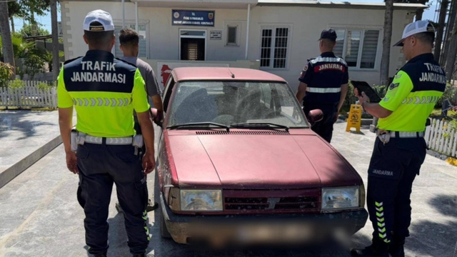 Antalya'da drift yapan 2 sürücüye toplam 99 bin 282 lira ceza kesildi