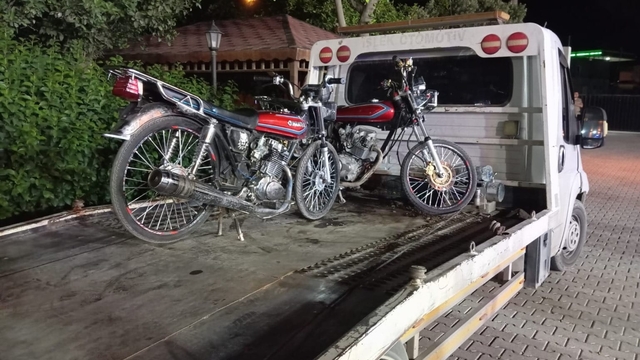 Hatay'da motosikletle yarış yapan 2 sürücüye 96 bin 225 lira ceza