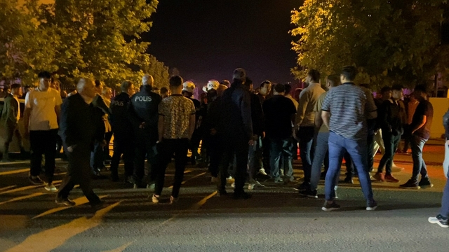 Bursa'da çocukların kavgasına aileleri de dahil oldu: 2 Yaralı