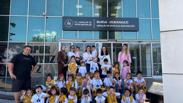 Bursa'da anaokulu öğrencileri atıcılık tesisini ziyaret etti