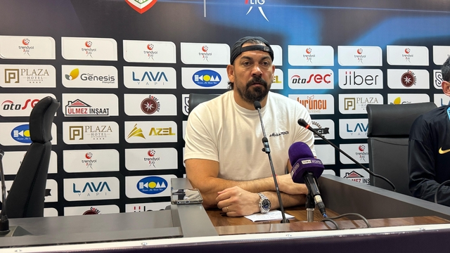 Amed Sportif Faaliyetler'de teknik direktör Servet Çetin ile yollar ayrıldı