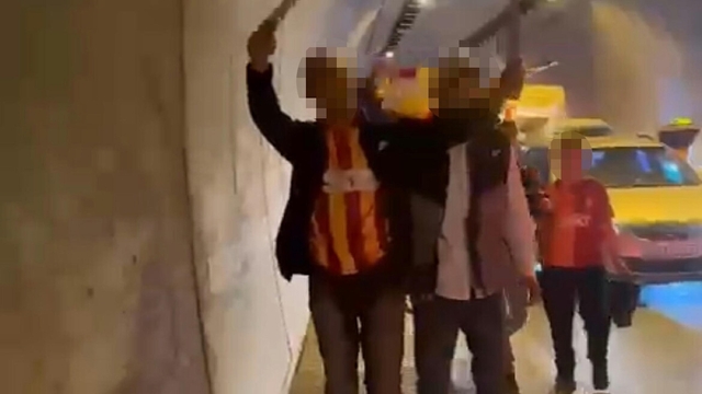 Döner bıçağıyla şampiyonluk kutlamasında 2 şüpheli serbest