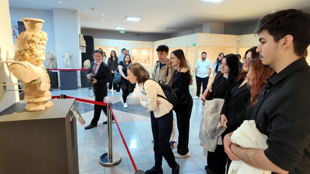 Zeus Helios-Serapis büstü, Bolu Müzesi'nde sergilenmeye başlandı