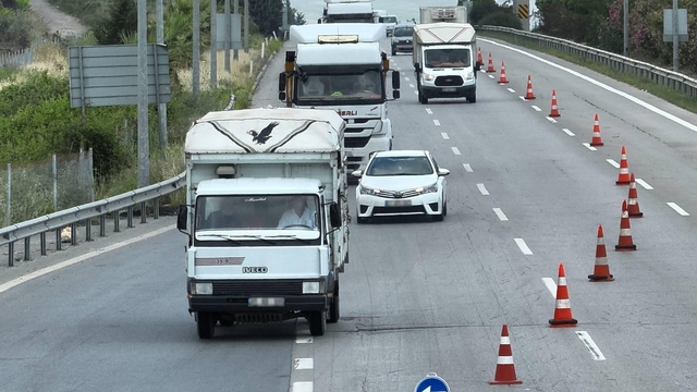 Mersin'de trafik denetiminde 7 sürücüye 6 bin 951 lira ceza uygulandı
