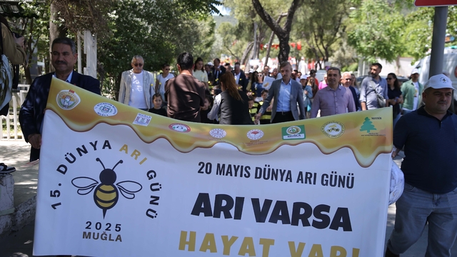 "Dünya Arı Günü" Muğla'da kutlandı