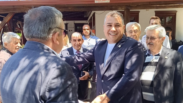 Yerli ve Milli Parti Genel Başkanı Teoman Mutlu, Bolu'yu ziyaret etti