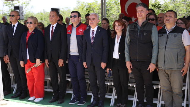 "81 İlde 81 Orman" Projesi kapsamında Kırklareli'nde fidanlar toprakla buluşturuldu