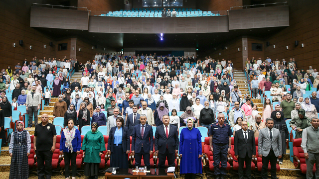 Uşak'ta Kur'an kurslarındaki çocuklar için yıl sonu etkinliği düzenlendi