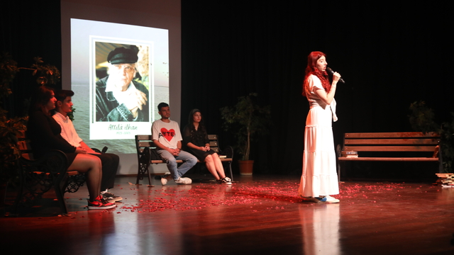 Isparta'da üniversite öğrencilerinden "Ustalara Saygı Programı - Aşk Şiirleri Gecesi" etkinliği