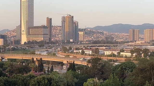 Ege Denizi'nde 6 büyüklüğünde deprem