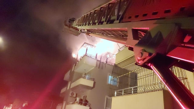 Hatay'da evde çıkan yangın söndürüldü