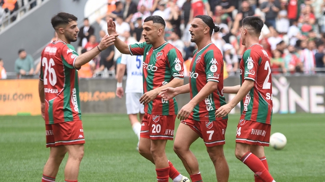 Karşıyaka dağılıyor