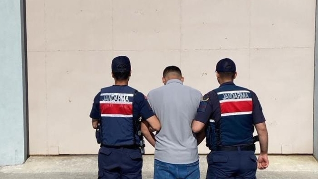 Kırşehir'de 18 yıl 9 ay kesinleşmiş hapis cezası bulunan firari yakalandı