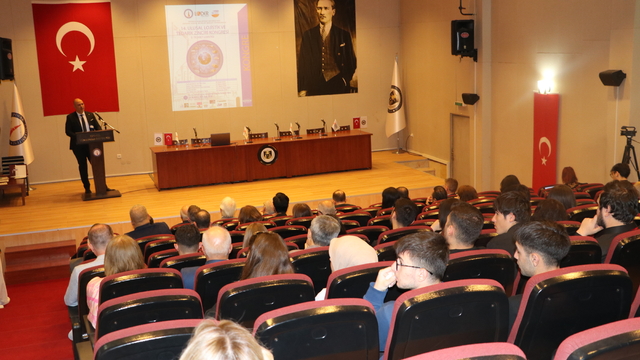 Kütahya'da "14. Ulusal Lojistik ve Tedarik Zinciri Kongresi" başladı