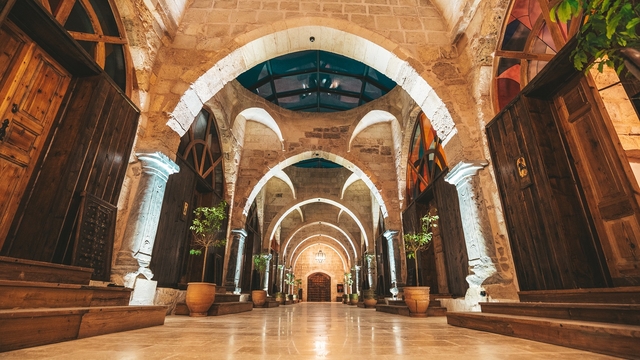 Obruk manzaralı otel açıldığı günden bu yana 90 bin ziyaretçiyi ağırladı