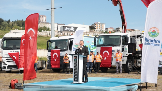 İlkadım Belediyesi 40 yeni araç aldı