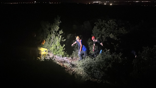 Ormanda kazdıkları kuyuda mahsur kalan 2 kişinin cansız bedenleri çıkarıldı (2)
