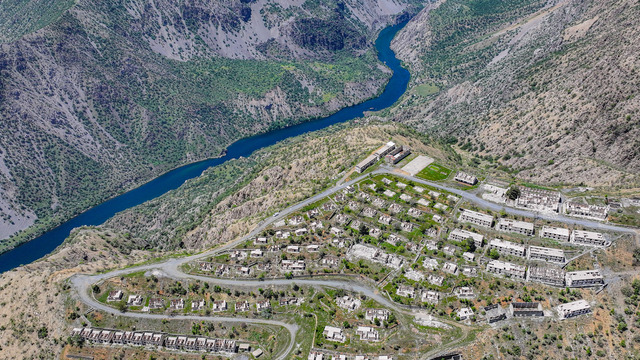 Diyarbakır'da terk edilen yarım asırlık "İtalyan köyü" hatıralarda yaşıyor