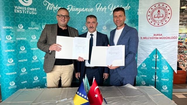 Bursa'daki okullar ile Bosna Hersek'teki muadil eğitim kurumları arasında kardeş okul protokolü imzalandı