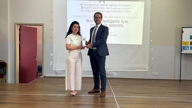 Niğde'de velilere sağlıklı yaşam ve beslenme eğitimi verildi