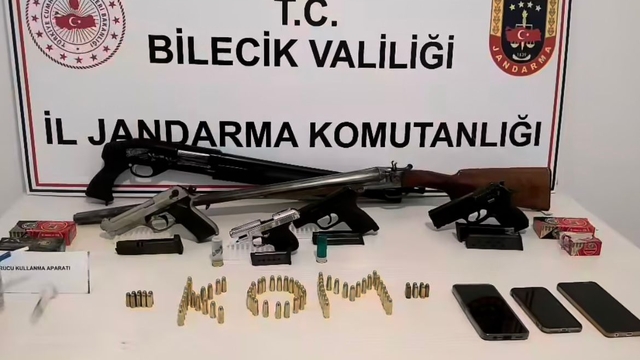 Bilecik'te silah kaçakçılığı operasyonunda 3 zanlı yakalandı