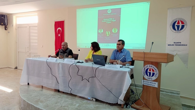 İslahiye'de biyoçeşitlilik ve doğal yaşam konulu panel düzenlendi
