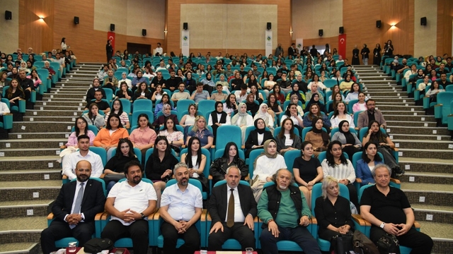 KAEÜ'de "Kariyer Pusulası: Mesleki Yolculuk Haritası" etkinliği düzenlendi