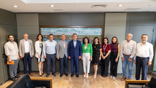 Yeşilay Mersin Şube Başkanı Erdoğan'dan Büyükşehir Belediye Başkanı Seçer'e ziyaret