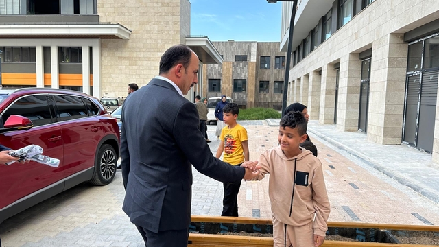 Altay, Konya'daki Gazzeli ailelerle buluştu