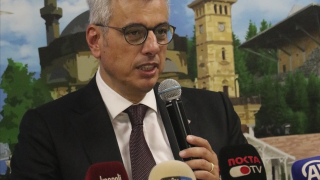 Bakan Memişoğlu, Kocaeli'de ziyaretlerde bulundu