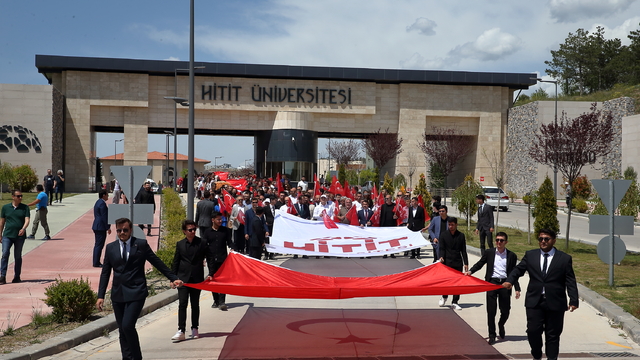 Çorum'da "Şehitlere Saygı ve Vefa Yürüyüşü" yapıldı