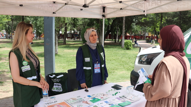 Batman'da Yeşilay gençleri bağımlılığa karşı bilgilendirdi