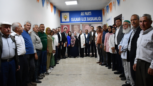 AK Parti Ağrı Milletvekili Kilerci, Gülnar'da parti teşkilatıyla buluştu