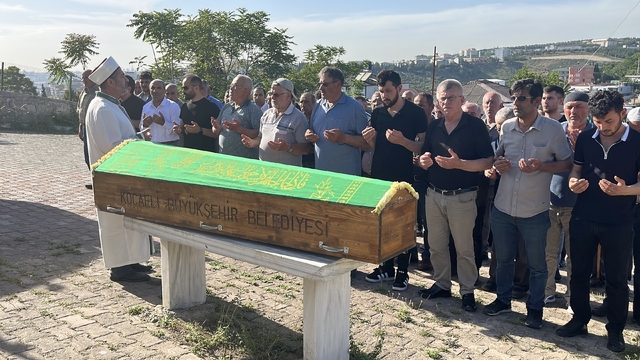 Kazdıkları kuyudan cansız bedenleri çıkarılan 2 kişiye otopsi yapılıyor (2)